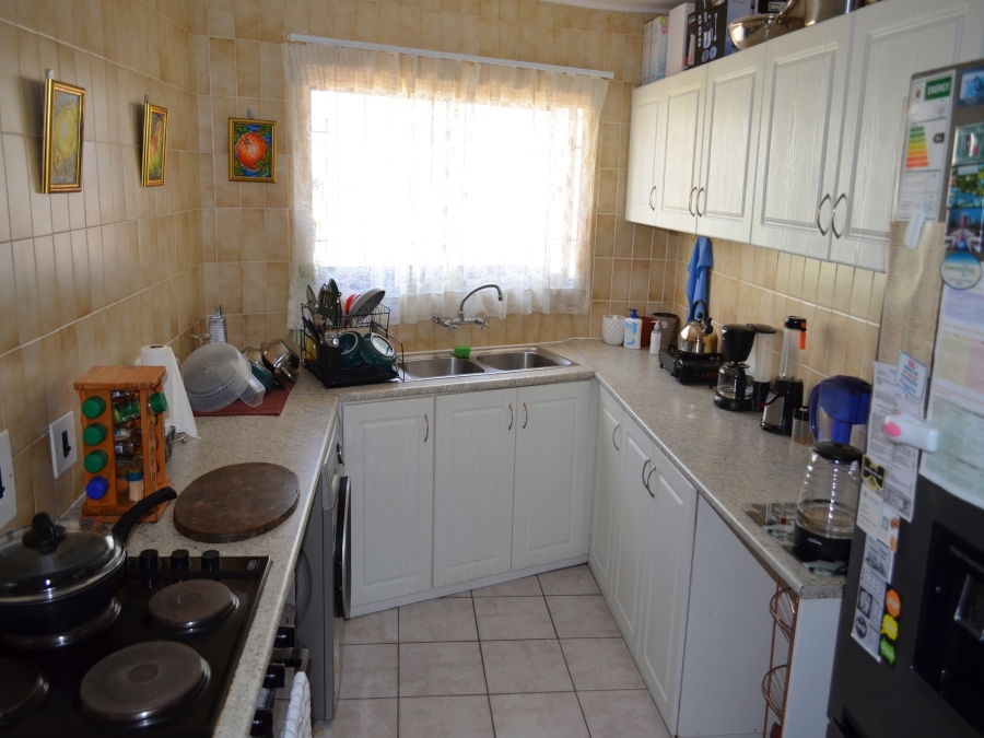 2 Bedroom Property for Sale in Strand North Western Cape
